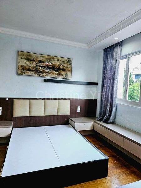 Room (Landed) for Rent in  Ah Soo Walk - Image 2